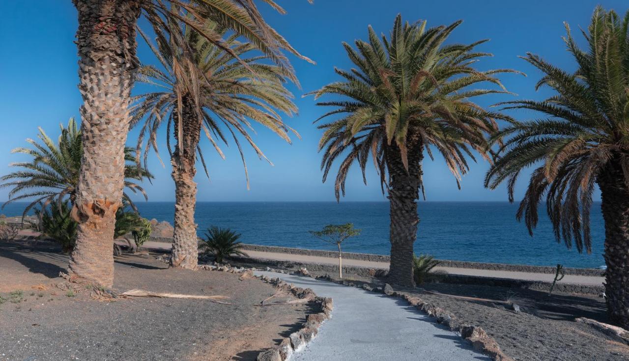 Beautiful Studio On The Seafront Costa Teguise Exterior photo